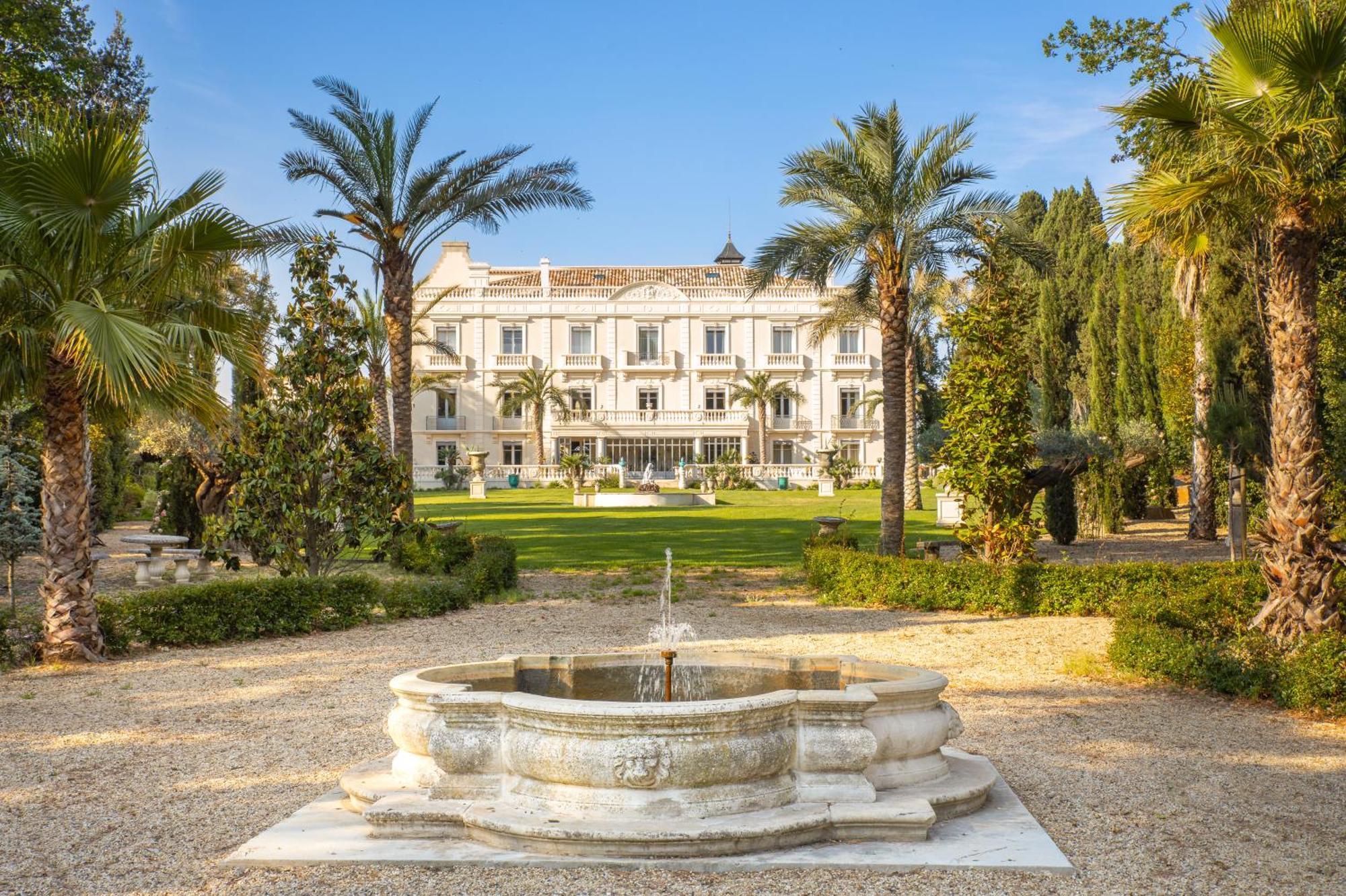 Chateau Hermitage De Combas Aparthotel Servian Exterior foto