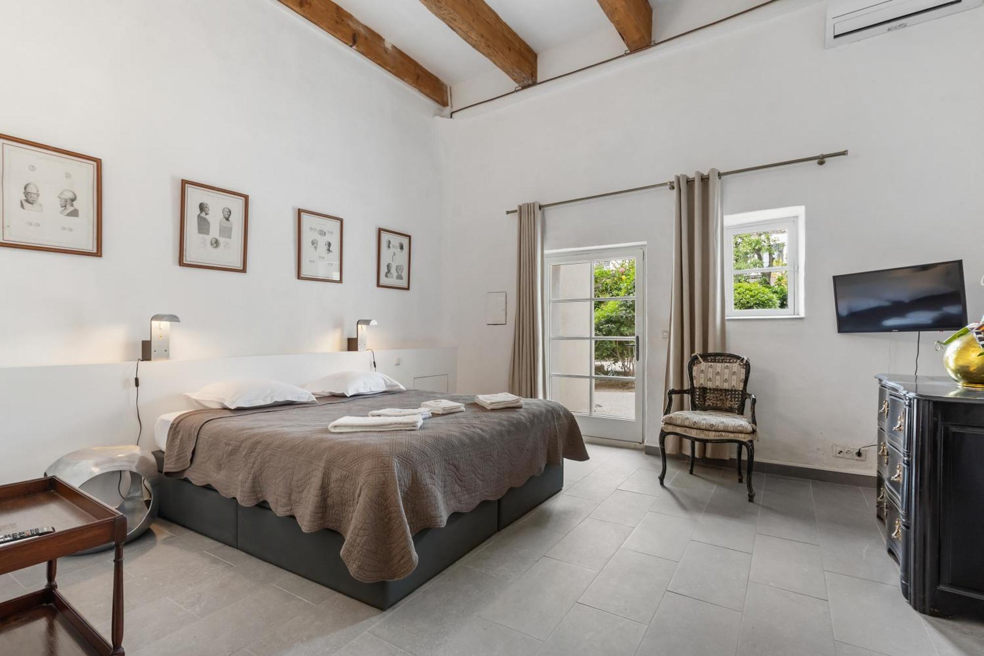 Chateau Hermitage De Combas Aparthotel Servian Habitación foto