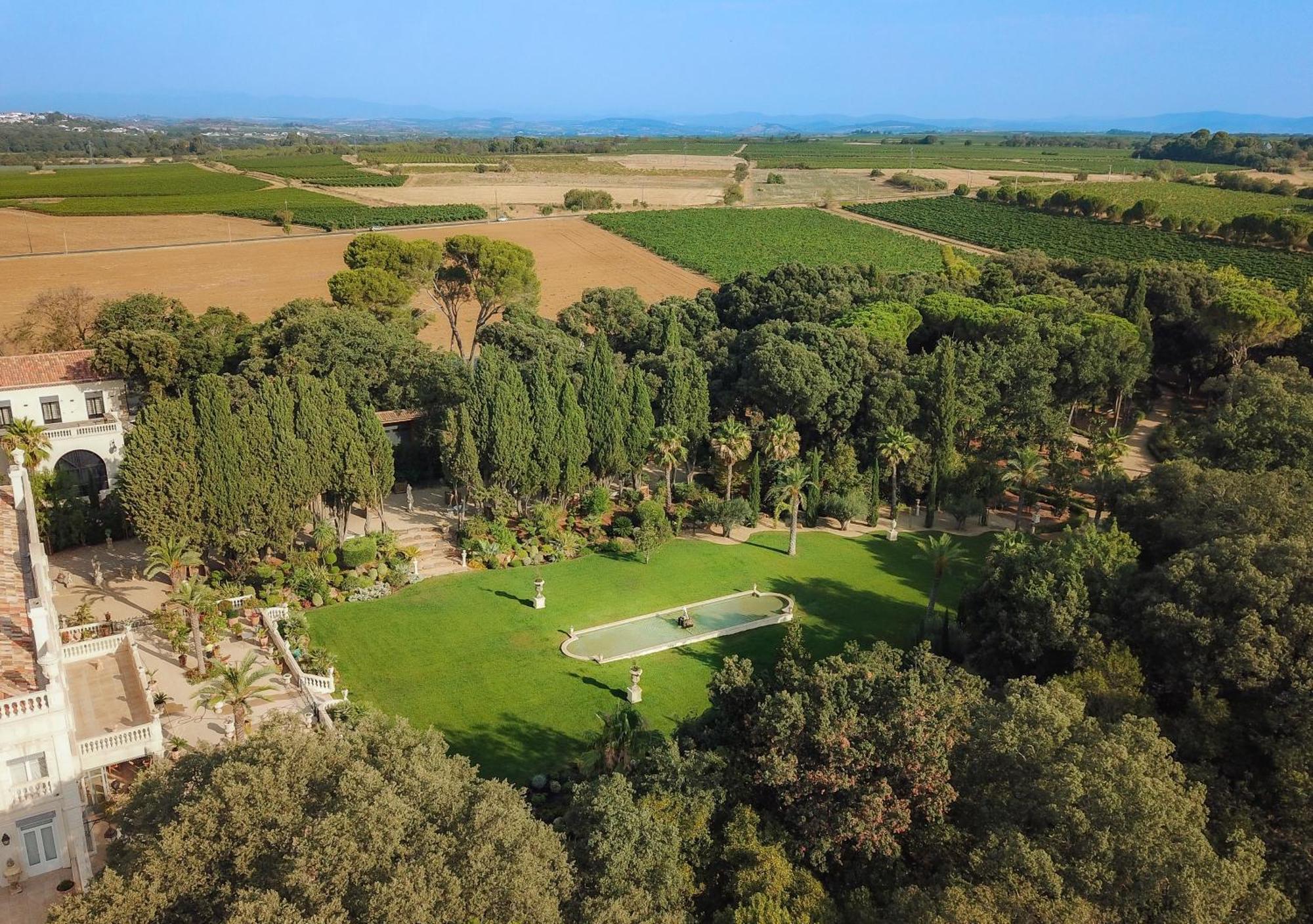 Chateau Hermitage De Combas Aparthotel Servian Exterior foto