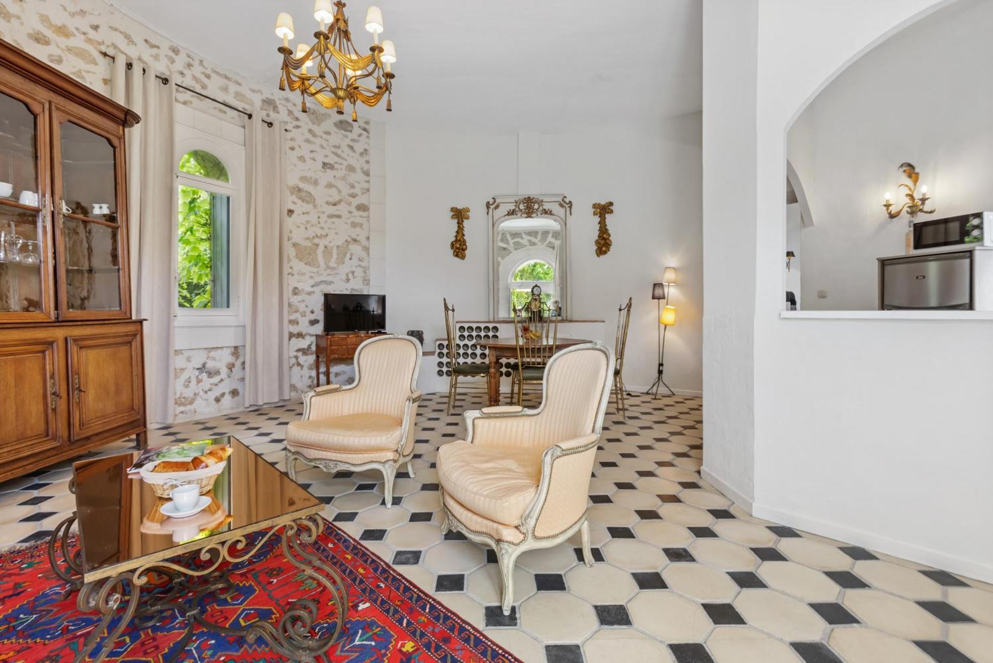Chateau Hermitage De Combas Aparthotel Servian Habitación foto